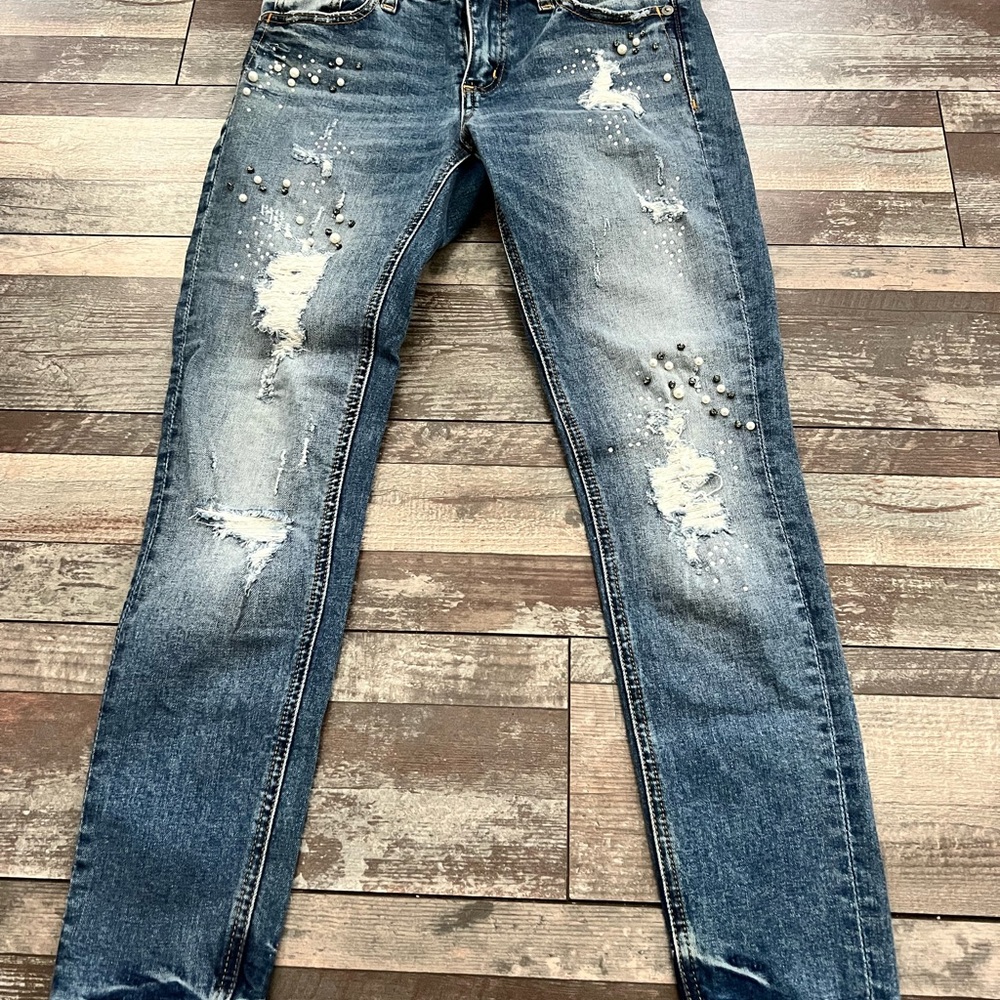 barely worn
